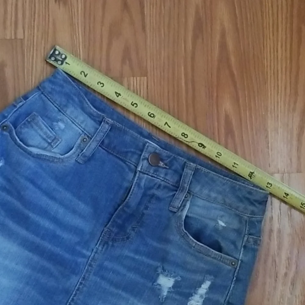 Love,‎ fire distressed skit size 2
